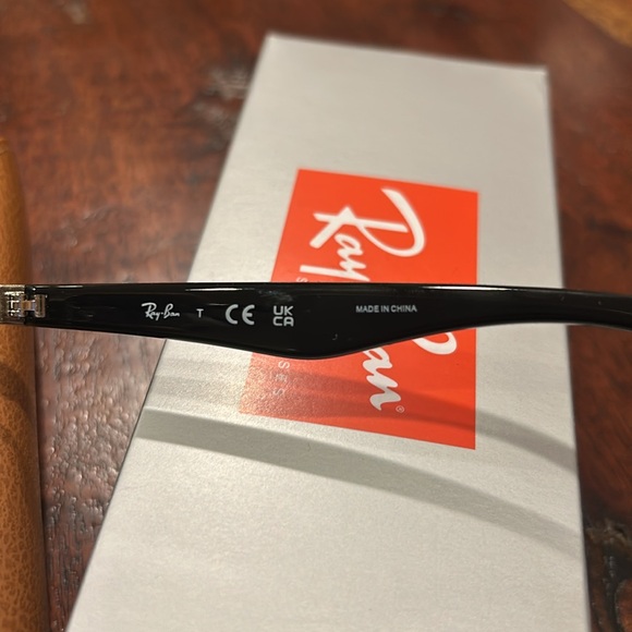 Ray-Ban Square Aviator Sunglasses RB3483 Silver Grey Gradient Dark Grey NIB - Picture 4 of 5